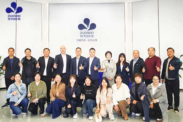 柳州市社会福利院组织干部职工莅临作为科技，AI技术赋能养老服务升级