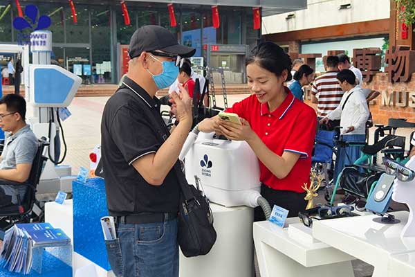 科技有温度，助残有力量丨作为科技亮相柳州市第三十六次全国助残日活动
